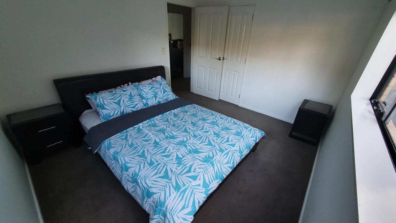 Stay In Valley Lower Hutt Extérieur photo